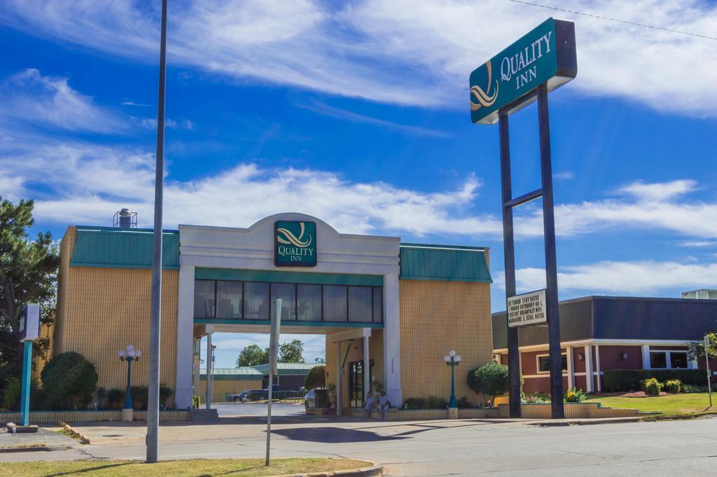 Quality Inn Lawton Extérieur photo
