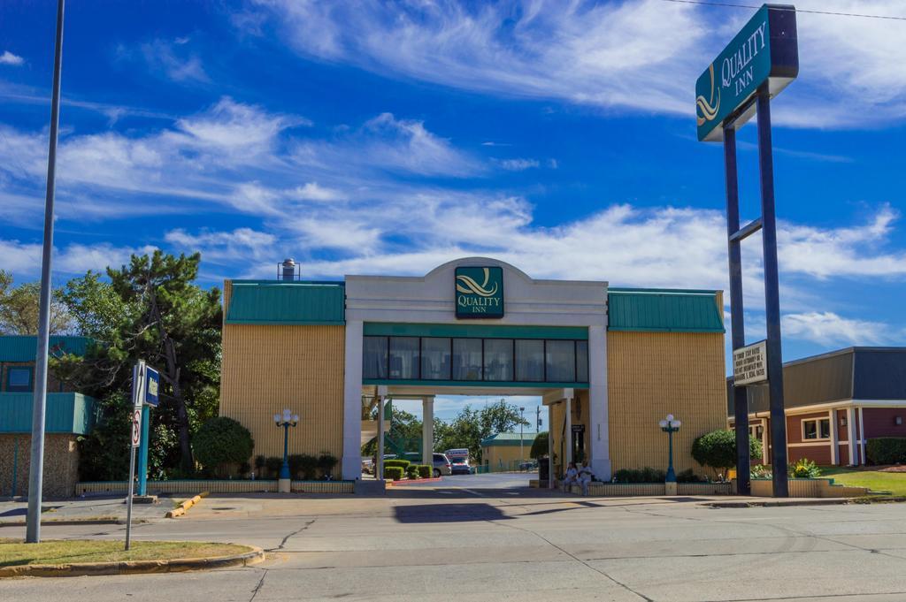 Quality Inn Lawton Extérieur photo